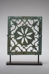 Durchbrochene Plakette (Bronze)